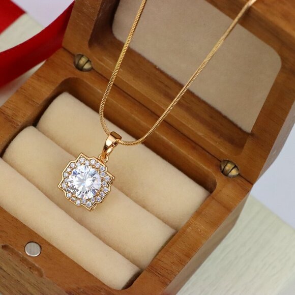 "White Sparkling Round-Cut Pendant in Rose Gold, XPPT1632 - Picture 8 of 13